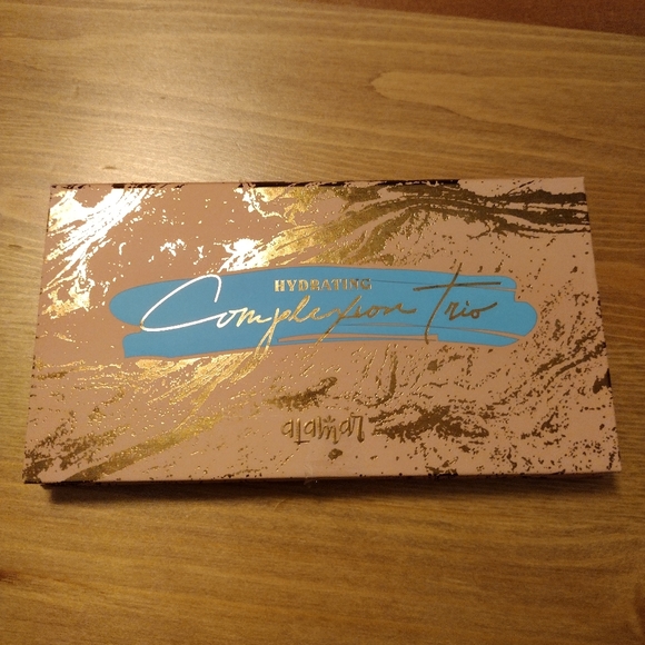 Alamar Cosmetics Brighten & Bronze Trio - Picture 2 of 3